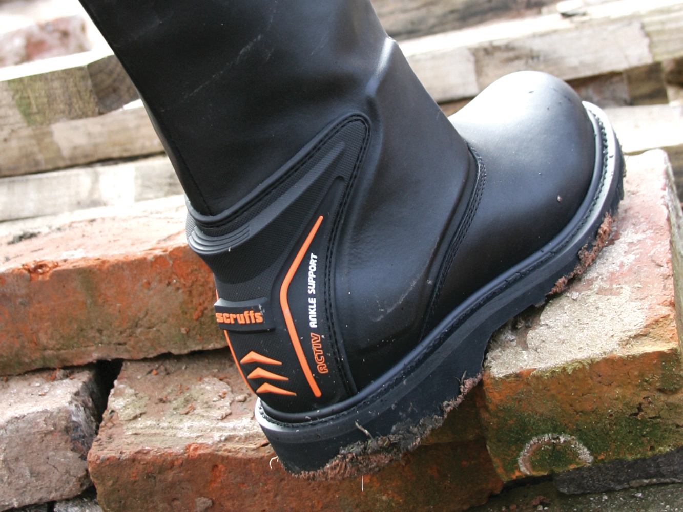 SCRUFFS-WORKBOOT-2